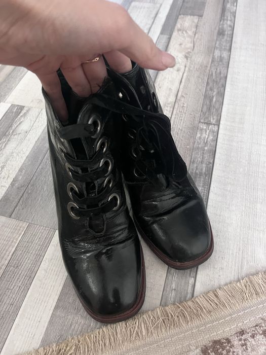 Продам женскую обувь