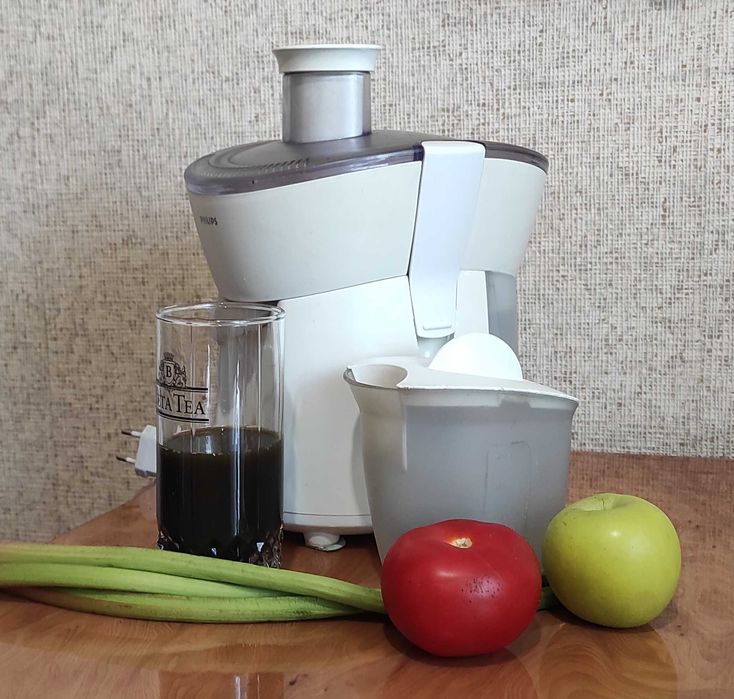 Продам соковыжималку Philips.