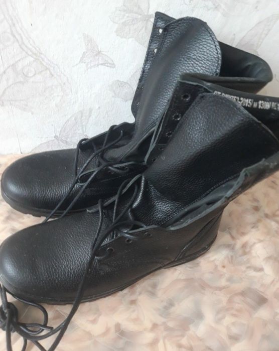 Продам новые военные берцы