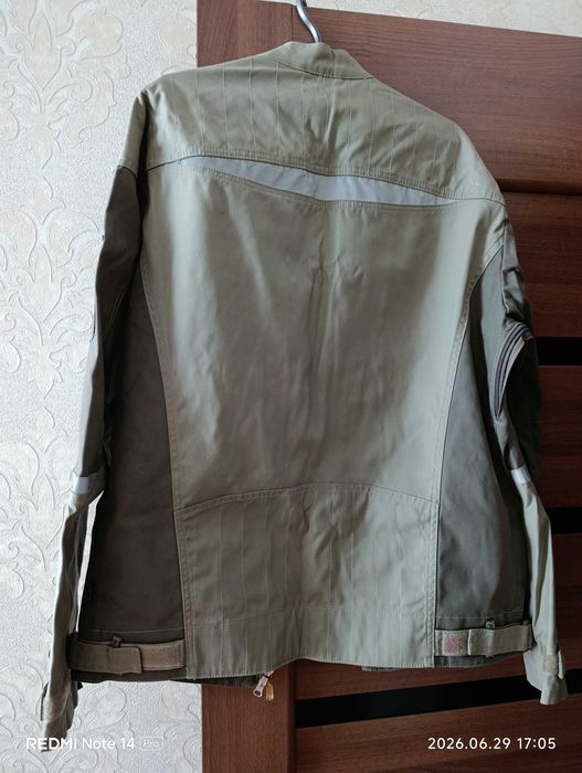 Продам спецодежда