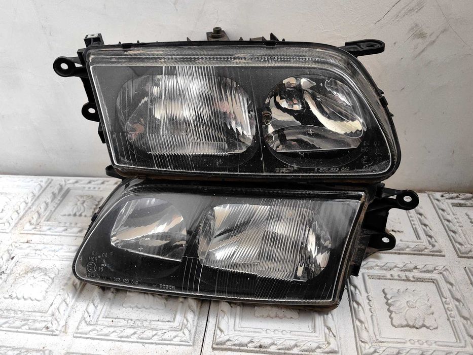 Оригинални фарове Мазда 626  Mazda 626