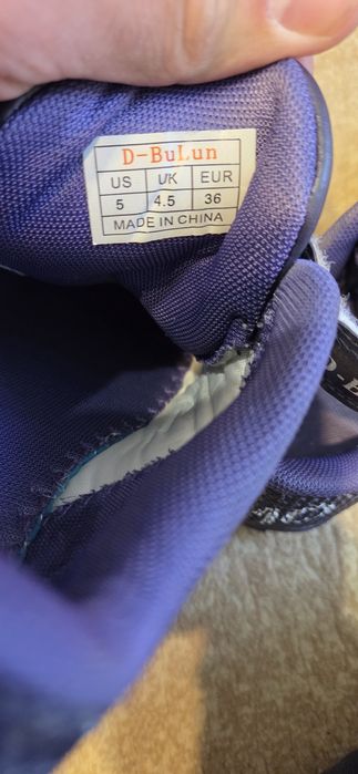 Продам бутсы для мальчика