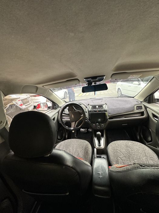 Chevrolet Cobalt 2022 — 5