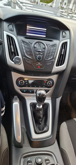 FORD Focus 2012 — imagine 5