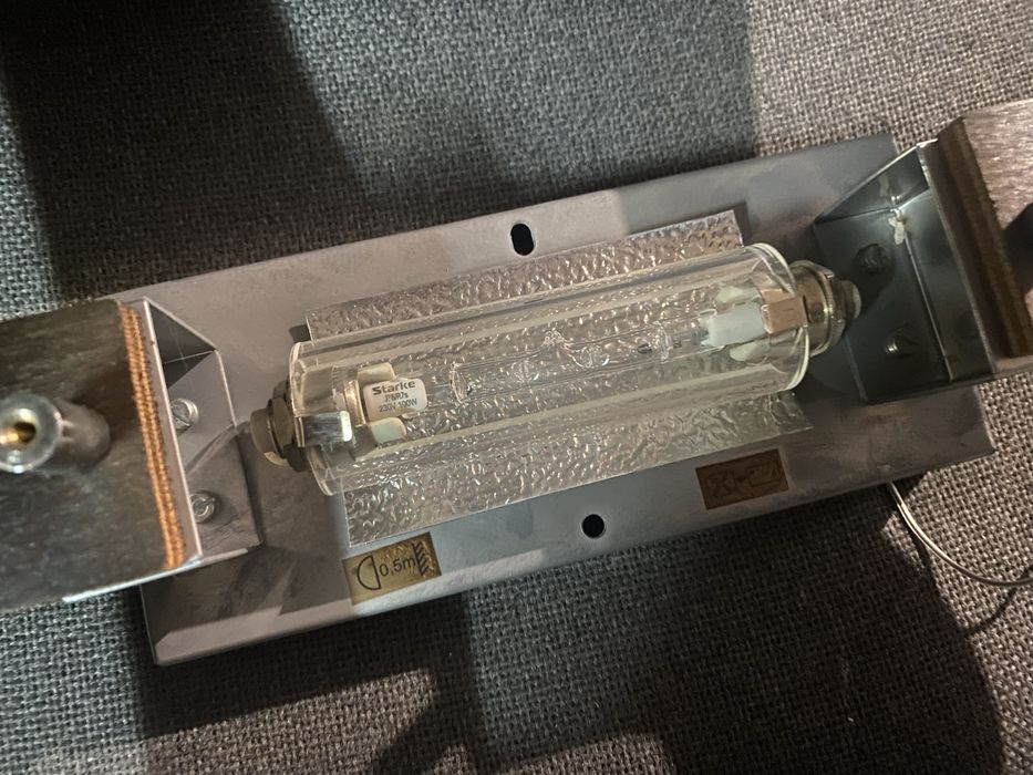 Plafoniera sticla si lemn