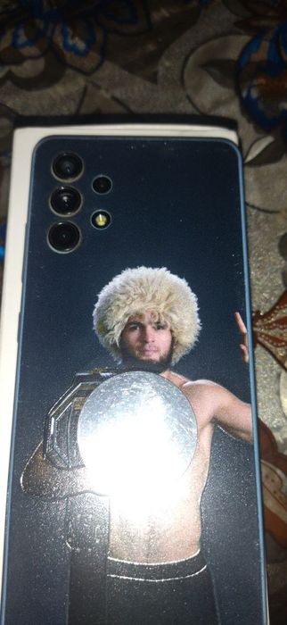 Samsung Galaxy À32 sotiladi