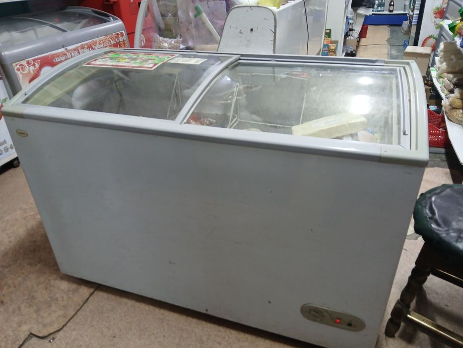 Продам холодильную ларь