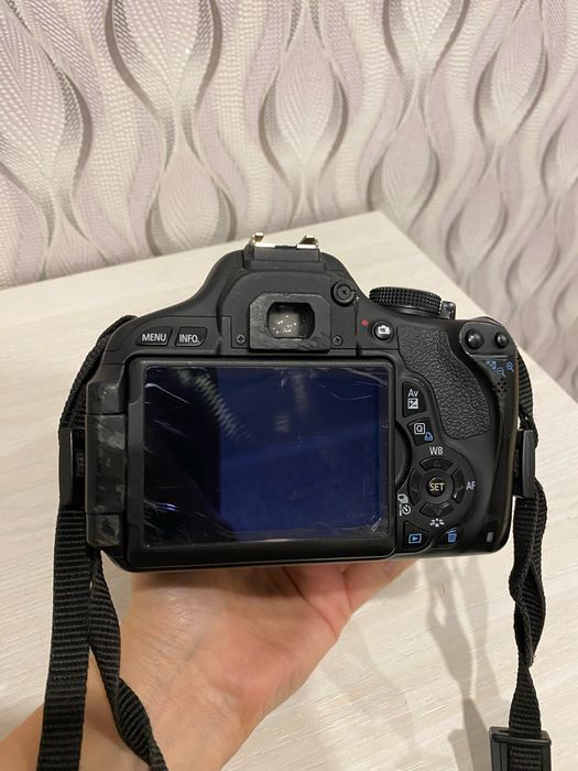 Продам Canon 600d