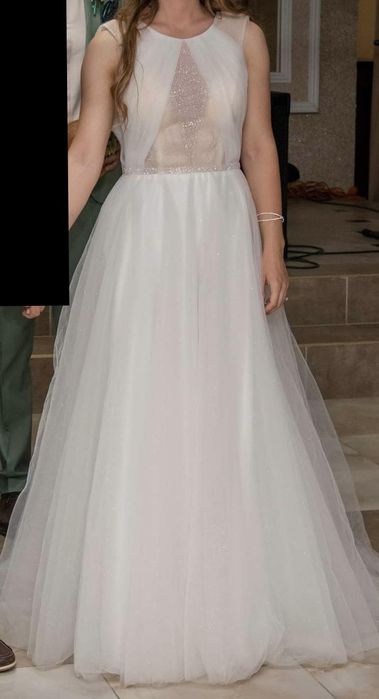 Булчинска рокля.