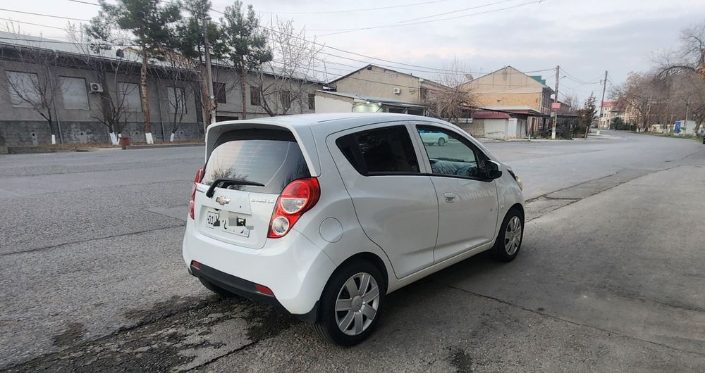 Спарк 2 пазитса 2016