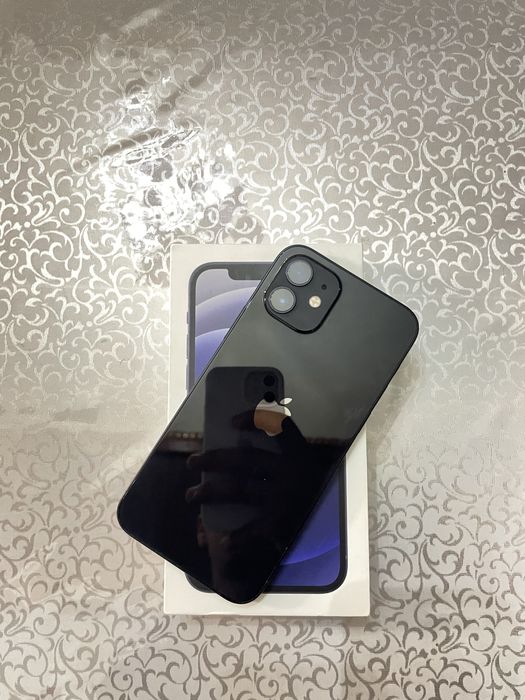 iphone 12 qora rangda