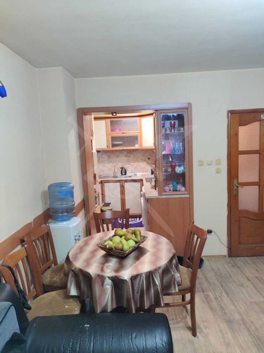 Продава се Тристаен апартамент в Пловдив, Център - 80 кв.м за 2075 €/кв.м - Снимка #4