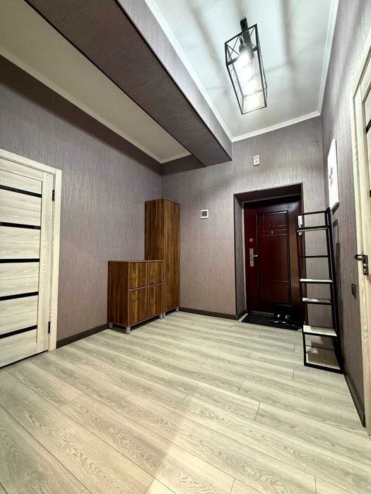 Продается 2/1/8 60м2 На: Глинка 8-роддом