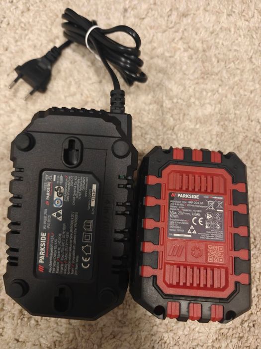 Incarcator 4.5ah  si baterie 4ah Parkside 20V