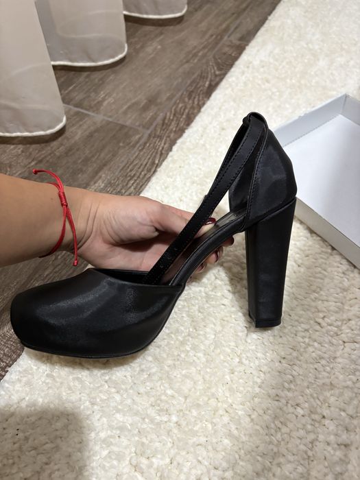 Сатенени дамски токчета