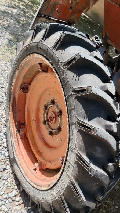 Трактор ХТЗ-25 с с агрегатом