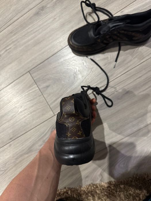 Обувки louis vuitton