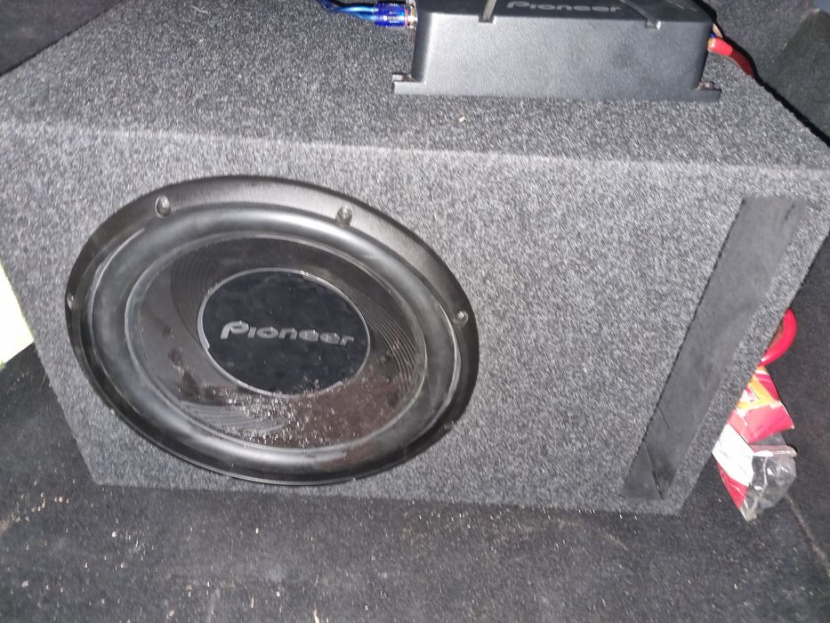 Pioneer GXT-3730B Усилвател и Субуфер 12