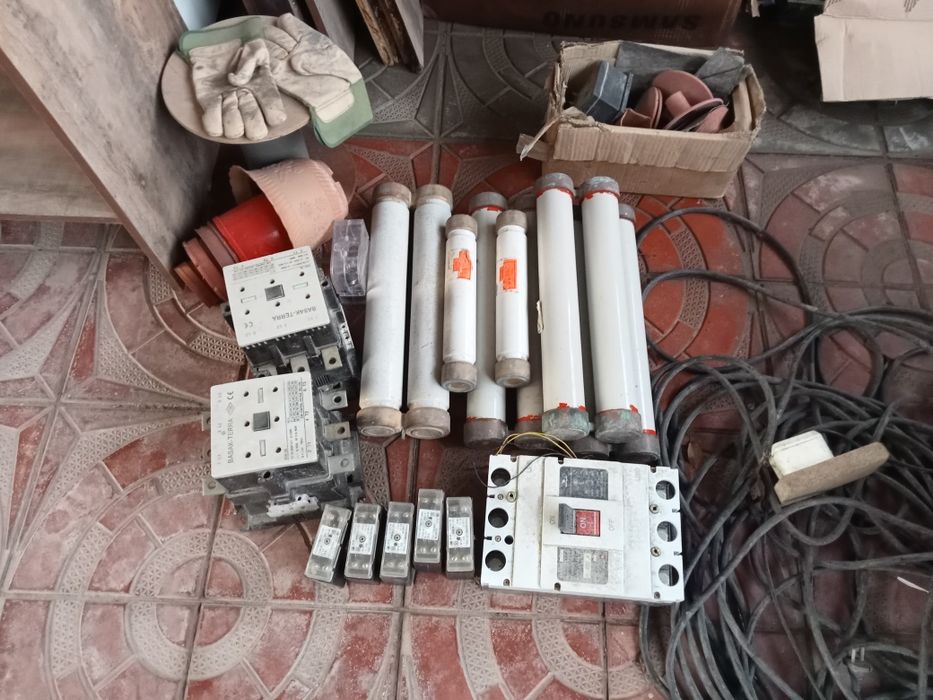 Электротовары и электродвигатели