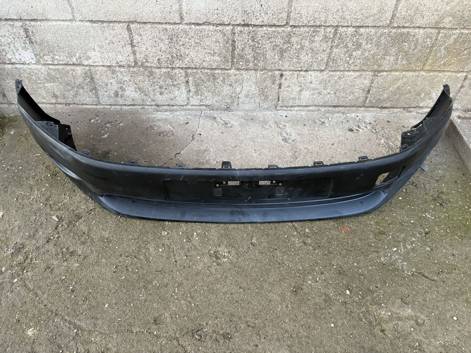 Предна броня за Нисан / Nissan NV 200