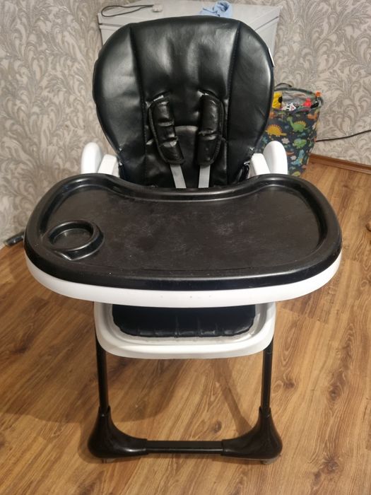 Продам детский столик