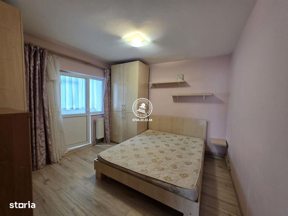 Apartament 2 camere de vanzare - 2 balcoane, etaj intermediar - CUG