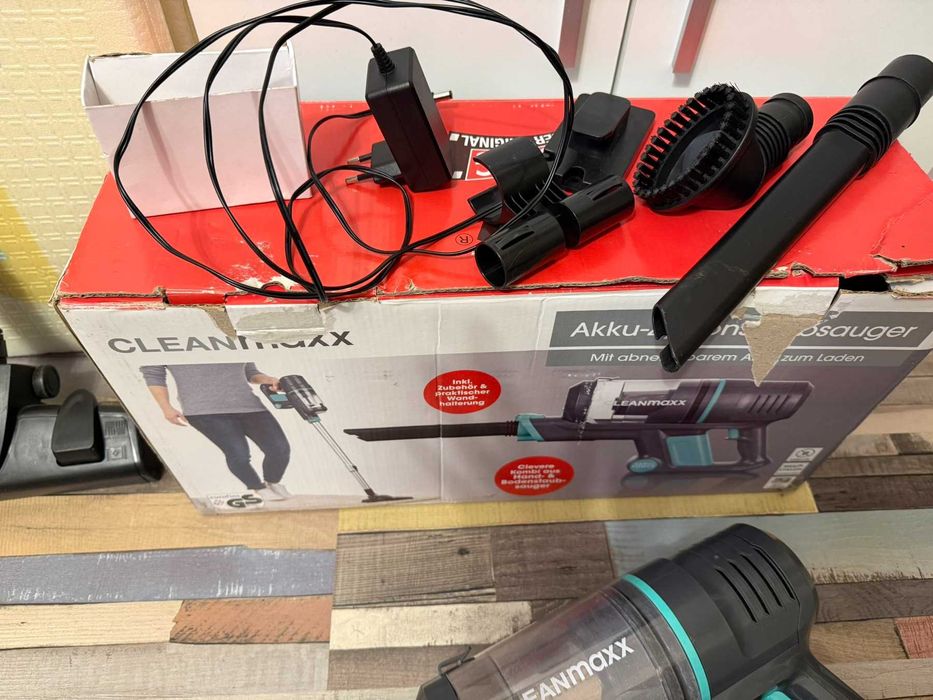 Вертикална прахосмукачка Cleanmaxx 2 в 1