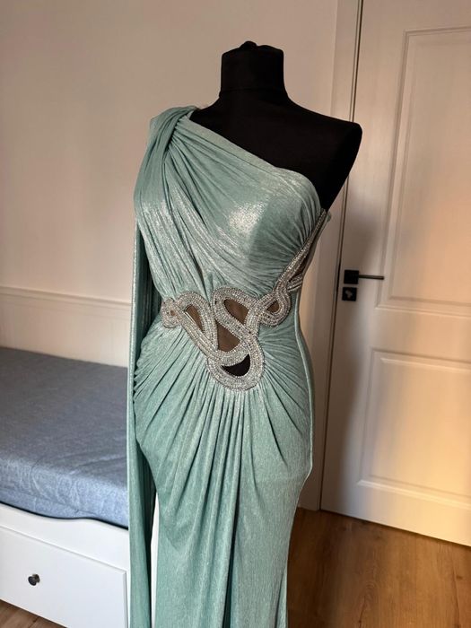 Rochie eleganta deosebita