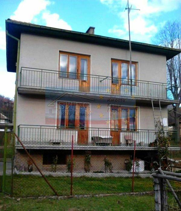 Къща в с. Глоговица