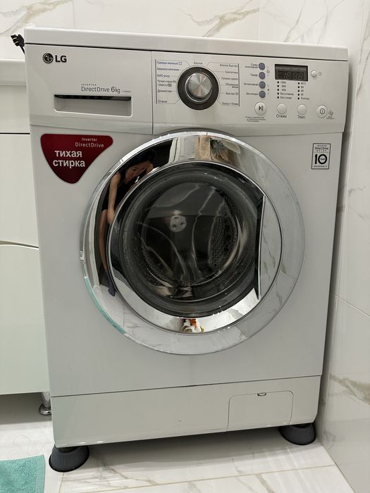 Продам стиральную машину LG