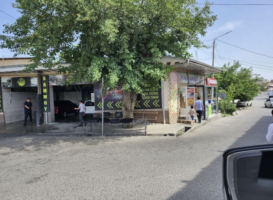 Продается готовый бизнес: автомойка и магазин продуктов питания.