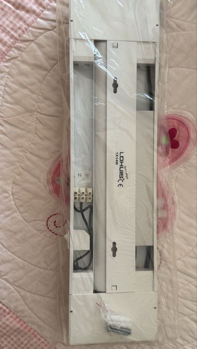 Lustra pentru baie sau hol