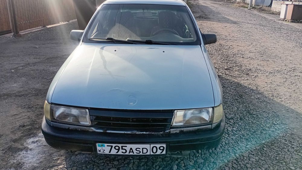 Opel Vectra а 1.8л