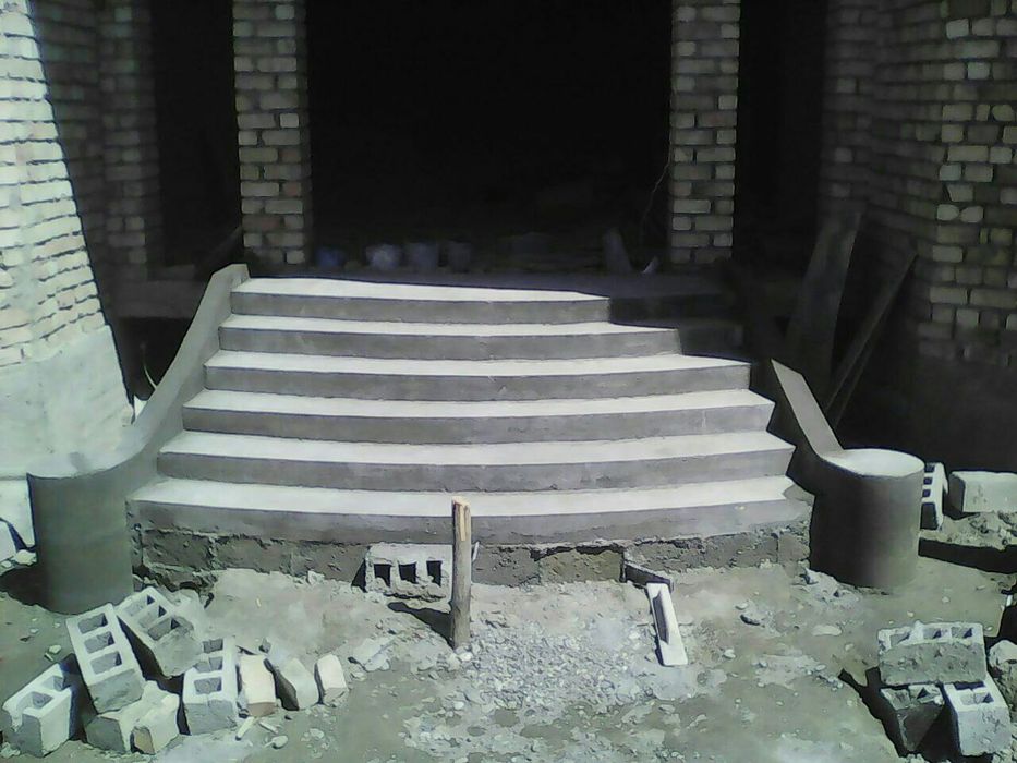 Beton zina quyib beramiz hizmati