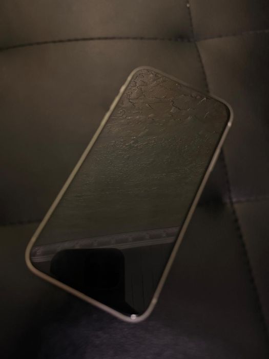 Айфон 11 Идеальном состояний