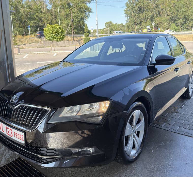 SKODA Superb 2018 — imagine 2