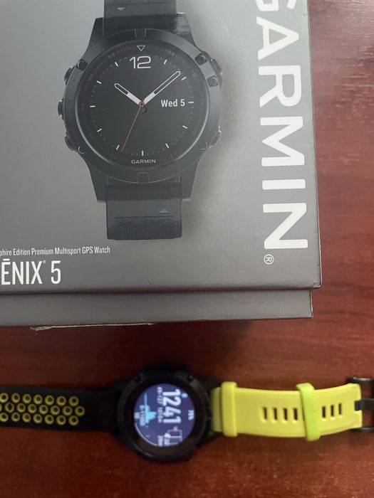 Garmin Fenix 5 Sapphire , ceas GPS sport, multe functii