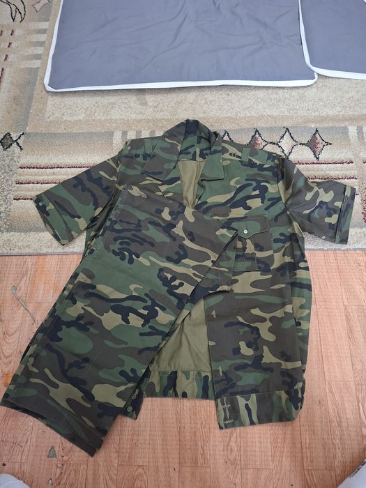 Военный форма камуфляж.