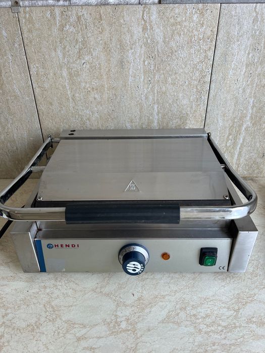 Grill contact profesional Panini-Hendi