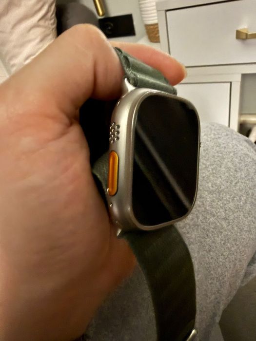 Продам Apple Watch Ultra