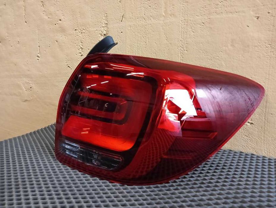 Фонарь правый Renault Logan 2 с 2017 г( рестайлинг)