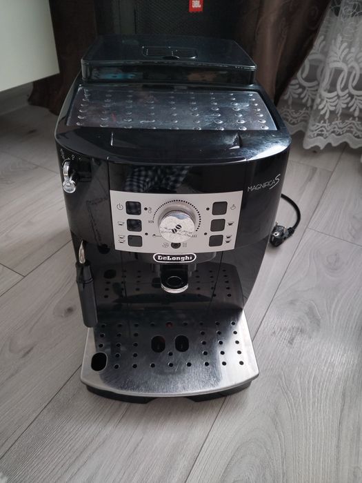 Expresor cafea Delonghi Magnifica S