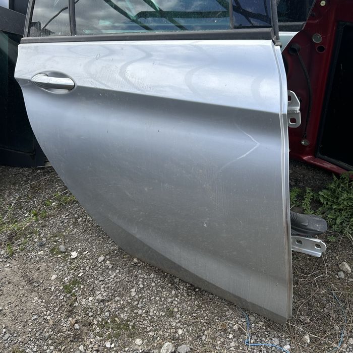 Astra K задна дясна врата опел астра К 2015/2022