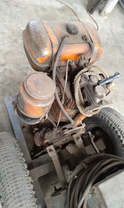Aparat de sudura, motor lombardini