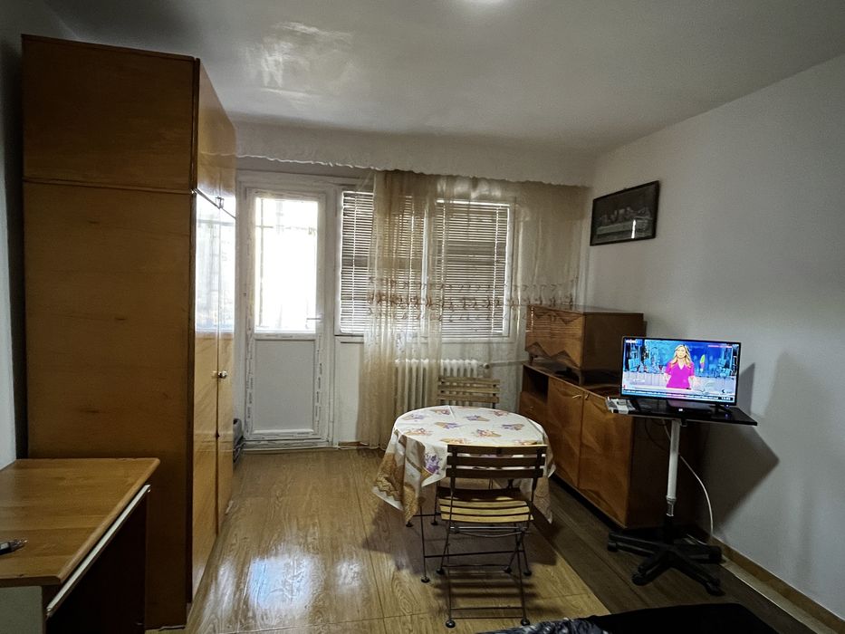 Inchiriez garsoniera pe termen lung