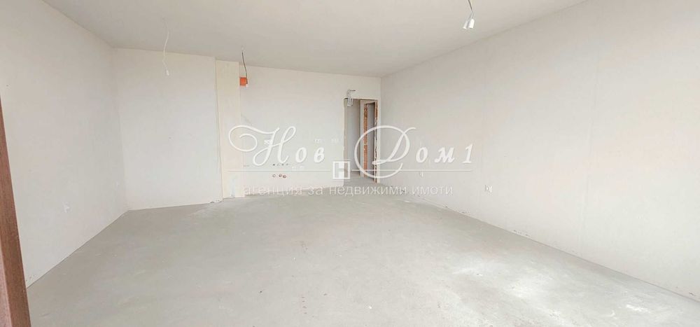 Продава се Двустаен апартамент в Варна, Възраждане 3 - 58 кв.м за 880 €/кв.м - Снимка #2