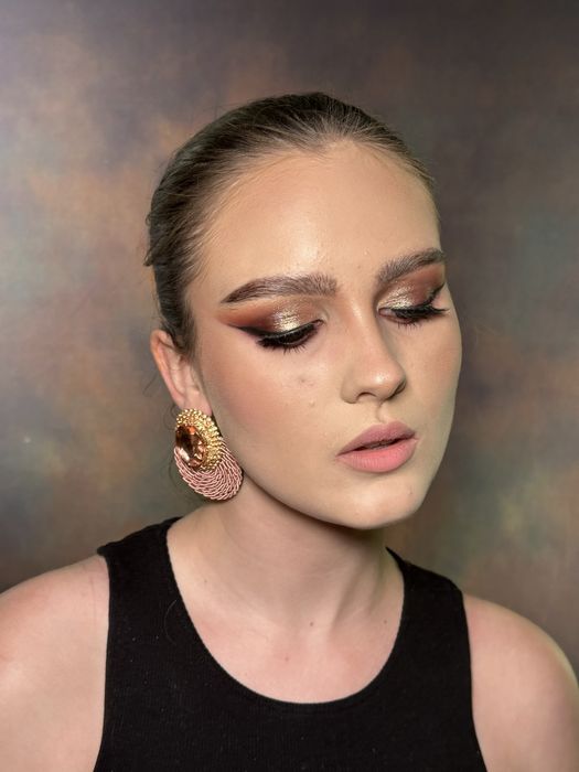 Machiaje profesionale zi/seară și evenimente