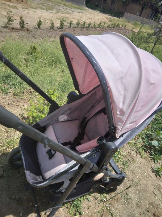 Бебешка количка от 0 месец до две години