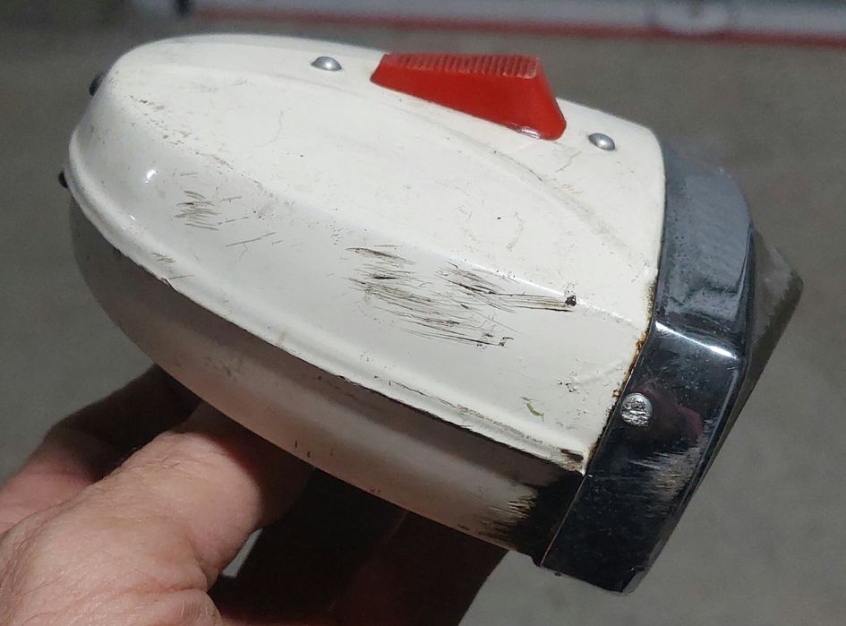 Стар фар за велосипед колело