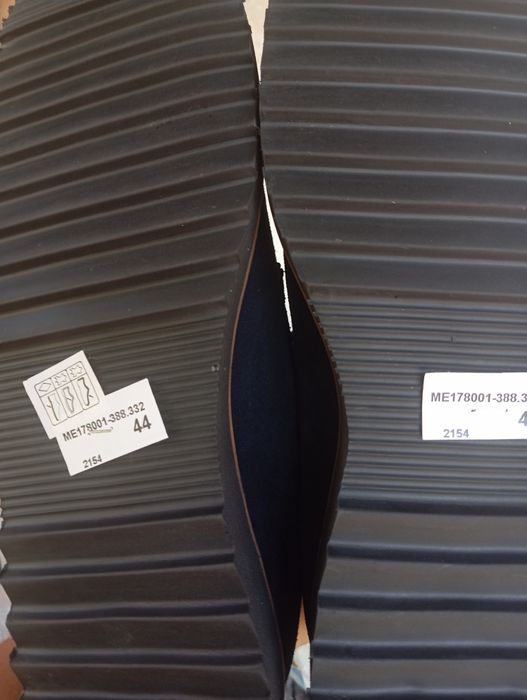 Продается мужские туфли 44раз